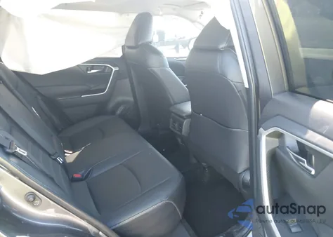 2021 Toyota Rav4 Xle Premium из США, поврежденный, VIN 2T3C1RFV8MC171714